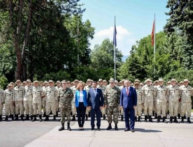 Εξευτελισμός της χώρας με τον «Μακεδονικό Στρατό» του Ζάεφ - Γελάνε όλοι με την Ελλάδα